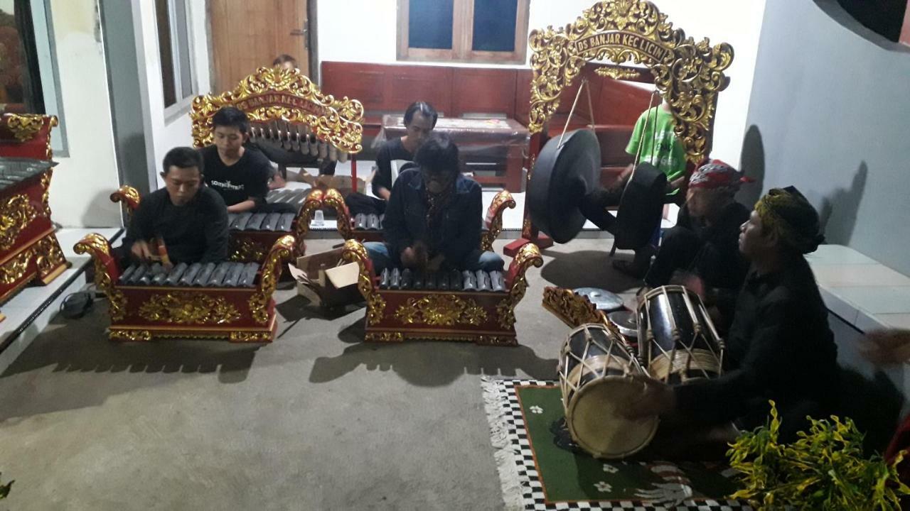 Agus Hidden Homestay - Banjar Sweet Village บันยูวังงี ภายนอก รูปภาพ